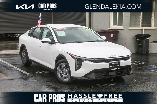 2025 Kia K4 LX FWD