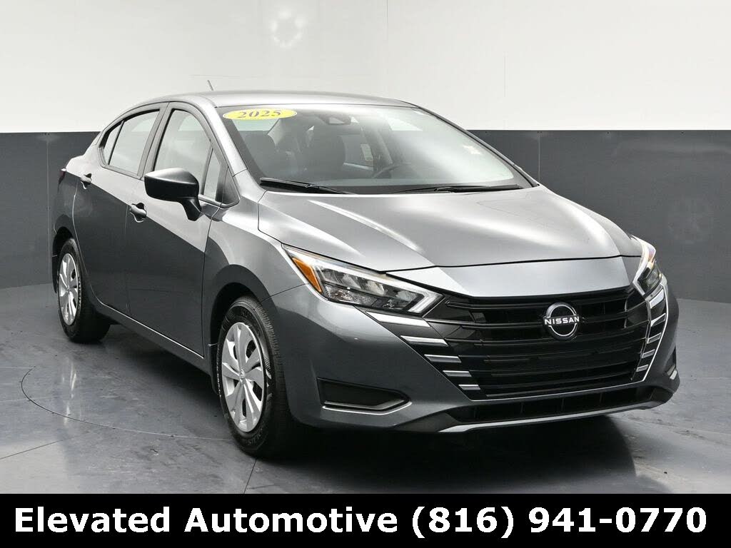2025 Nissan Versa S FWD