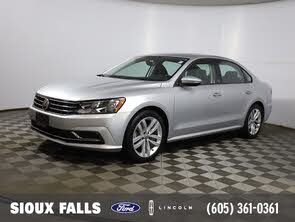 Volkswagen Passat 2.0T Wolfsburg FWD