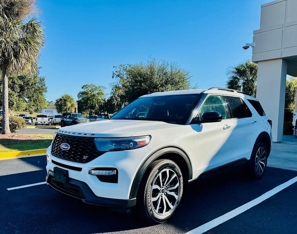 2022 Ford Explorer ST RWD