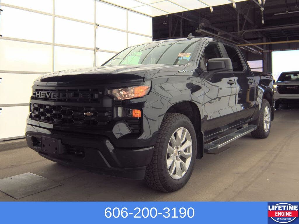 2023 Chevrolet Silverado 1500 Custom Crew Cab 4WD