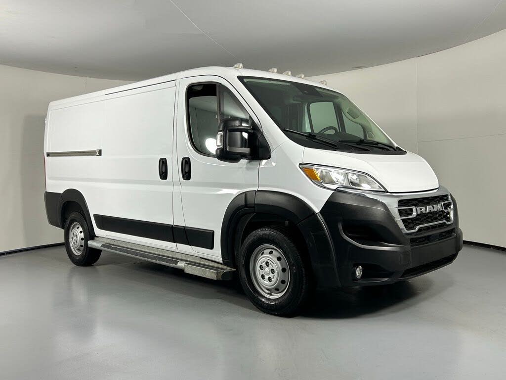 2023 RAM ProMaster 2500 136 Low Roof Cargo Van FWD