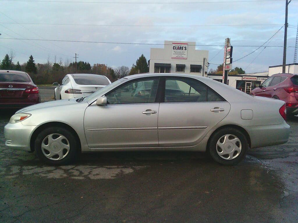 2002 Toyota Camry LE