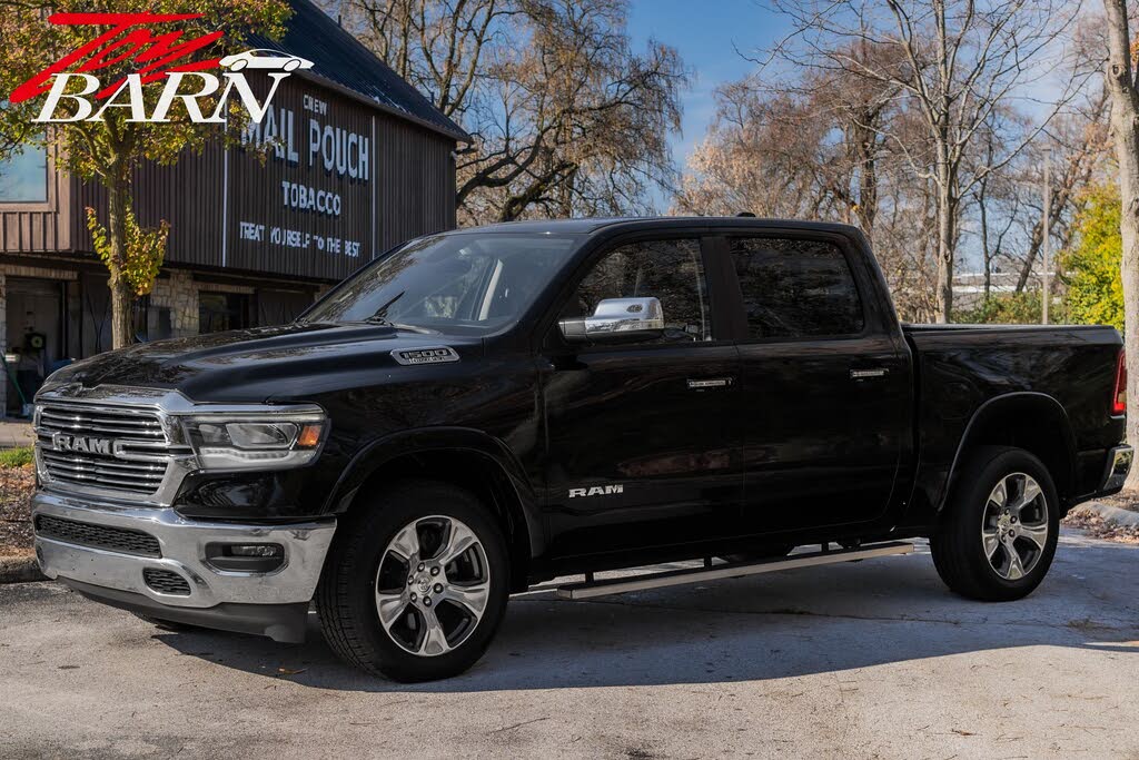2020 RAM 1500 Laramie Crew Cab 4WD