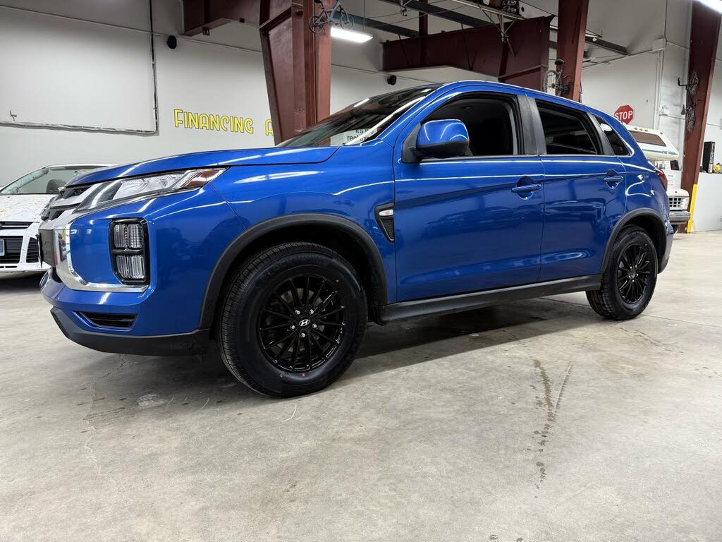 2021 Mitsubishi RVR ES AWC