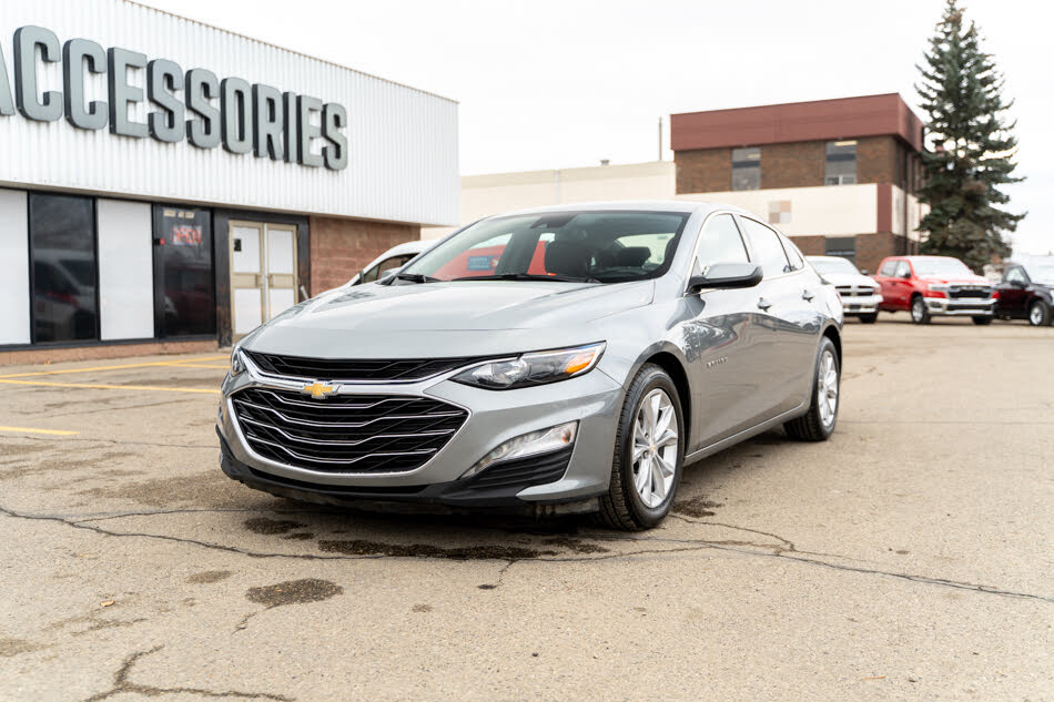 2023 Chevrolet Malibu LT with 1LT FWD