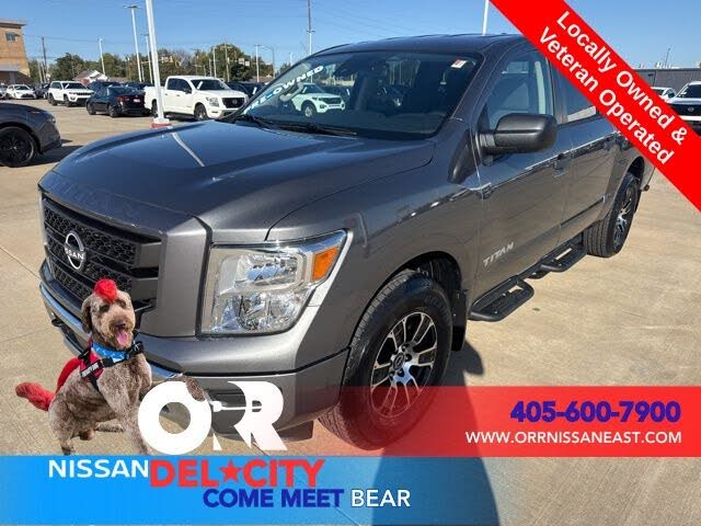 2023 Nissan Titan SV Crew Cab 4WD