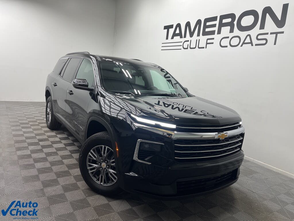 2025 Chevrolet Traverse LT FWD