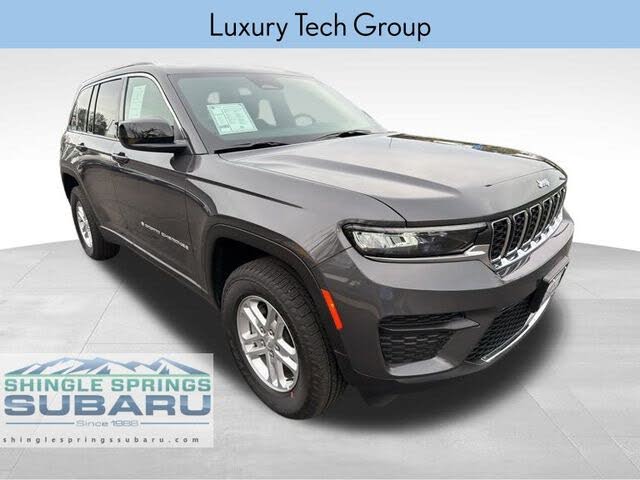 2025 Jeep Grand Cherokee Laredo 4WD