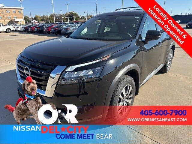 2025 Nissan Pathfinder SL 4WD