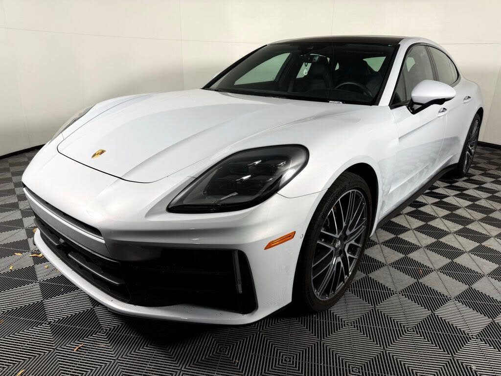 2025 Porsche Panamera