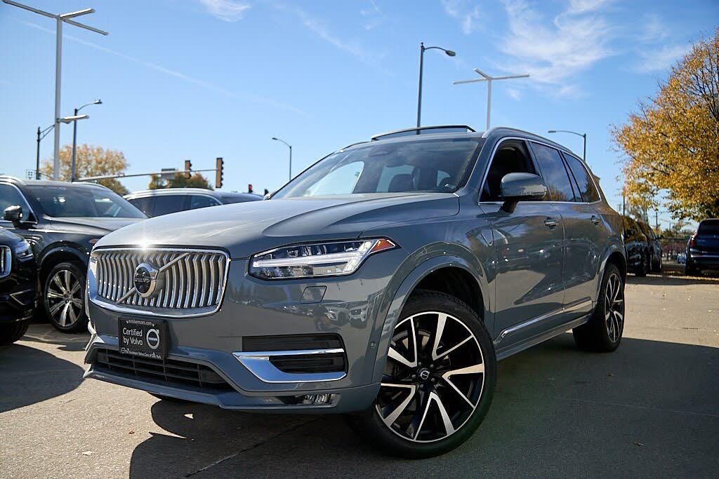 2023 Volvo XC90 B6 Plus Bright Theme 6-Passenger AWD