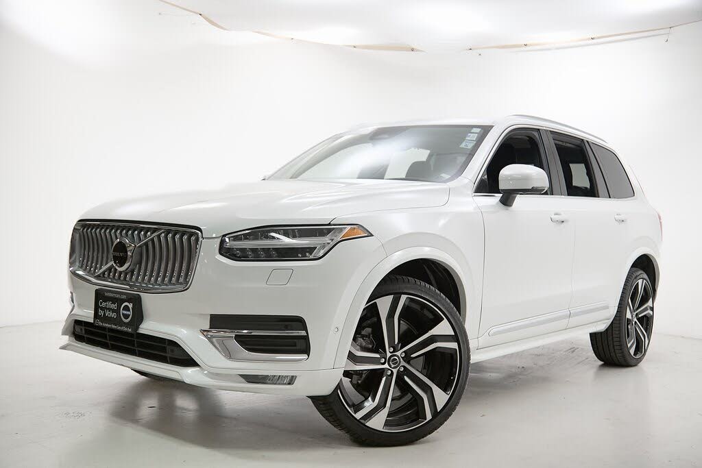 2024 Volvo XC90 B6 Ultimate Bright Theme 7-Passenger AWD