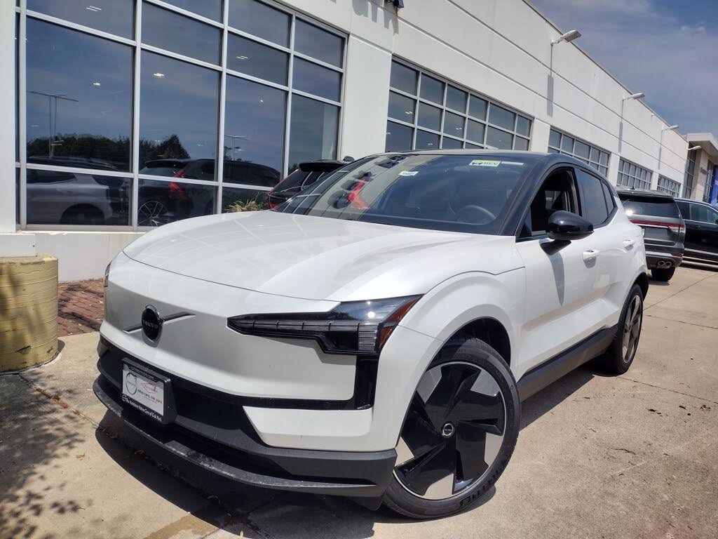2025 Volvo EX30 Twin Plus eAWD