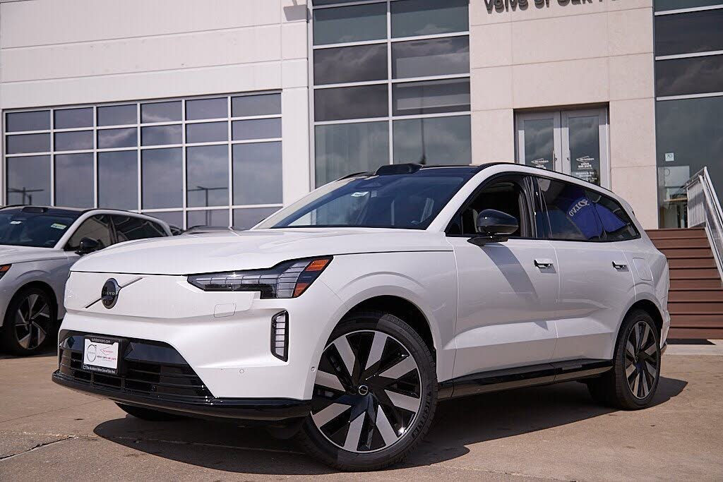 2025 Volvo EX90 Twin Ultra 6-Passenger eAWD