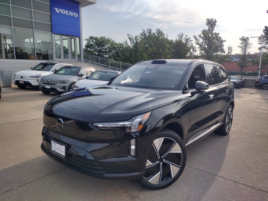 2025 Volvo EX90 Twin Performance Plus 7-Passenger eAWD