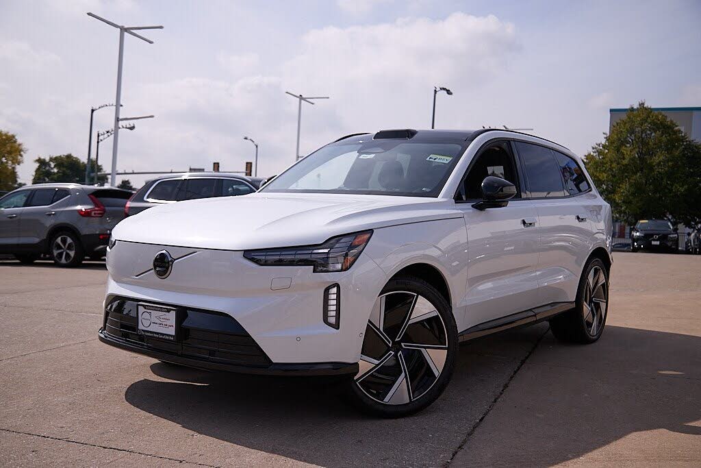 2025 Volvo EX90 Twin Ultra 7-Passenger eAWD