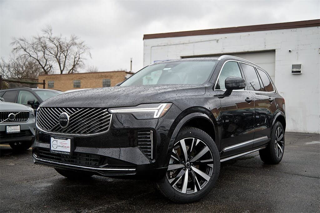 2025 Volvo XC90 B6 Core Bright Theme AWD