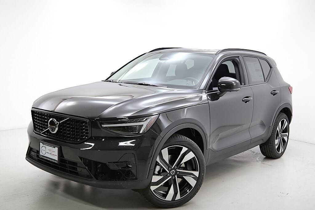 2026 Volvo XC40 B5 Ultra AWD