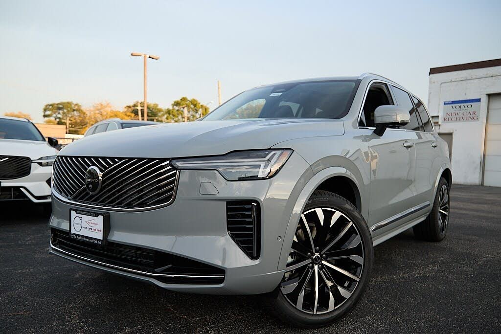 2026 Volvo XC90 B6 Plus 7-Passenger AWD