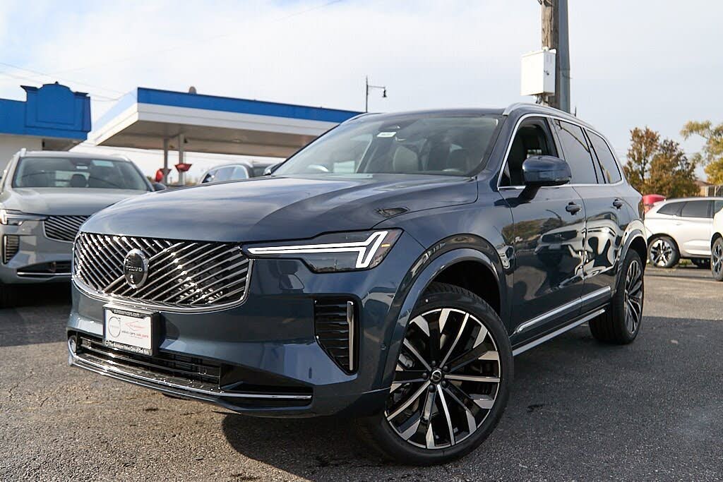 2026 Volvo XC90 B6 Plus 7-Passenger AWD