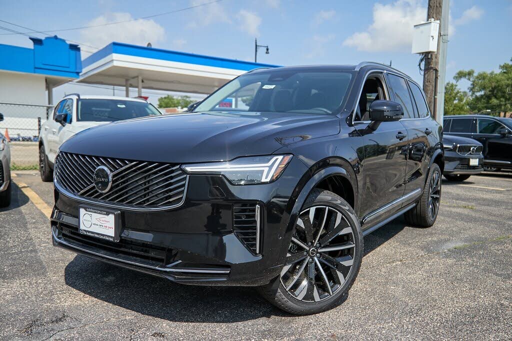 2026 Volvo XC90 B6 Plus 7-Passenger AWD