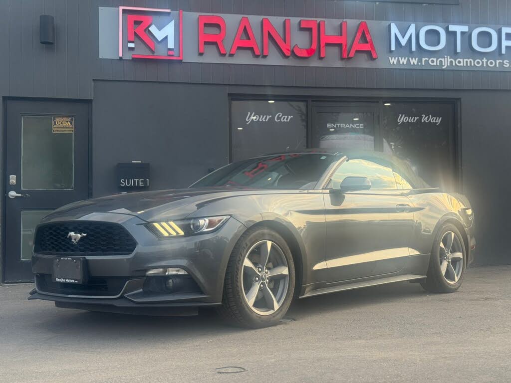 2016 Ford Mustang V6 Convertible RWD