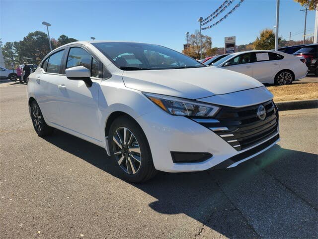 2025 Nissan Versa SV FWD