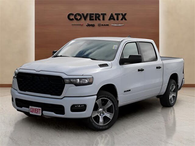 2026 RAM 1500 Express Crew Cab 4WD