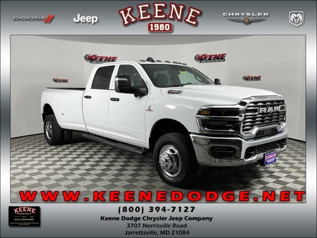 2026 RAM 3500 Tradesman Crew Cab LB DRW 4WD