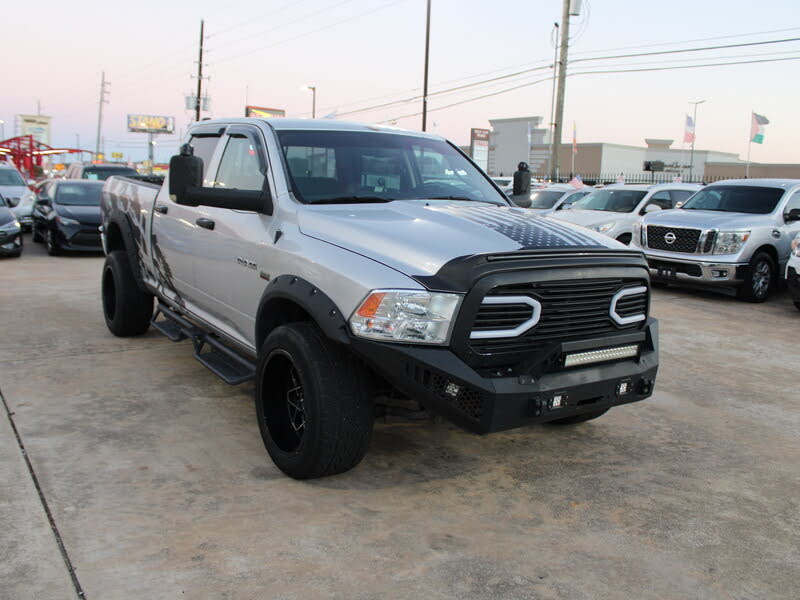 2016 RAM 1500 Lone Star Crew Cab 4WD