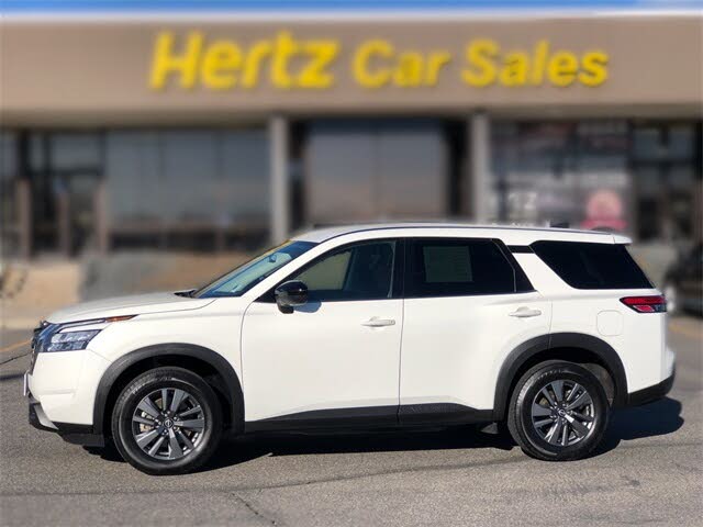 2024 Nissan Pathfinder S 4WD