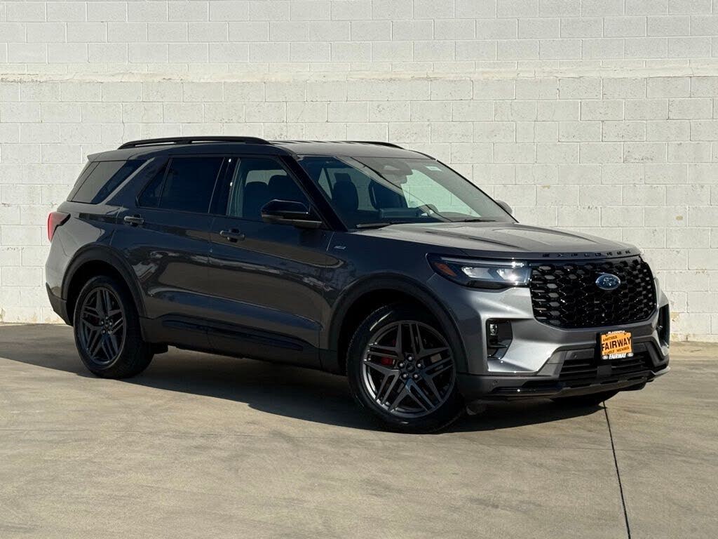 2026 Ford Explorer ST-Line RWD