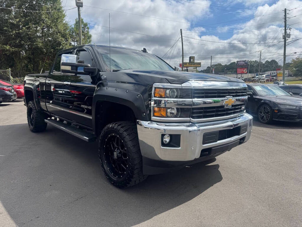 2017 Chevrolet Silverado 2500HD LTZ Crew Cab LB 4WD