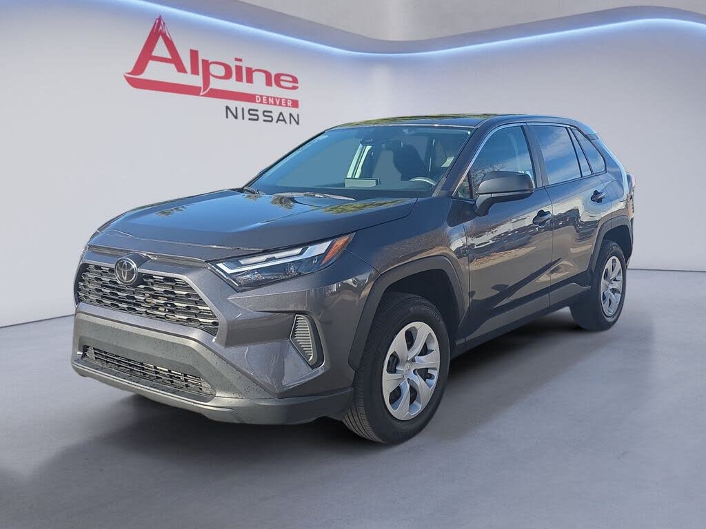 2024 Toyota RAV4 LE FWD