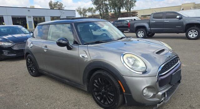 2018 MINI Cooper S 2-Door Hatchback FWD