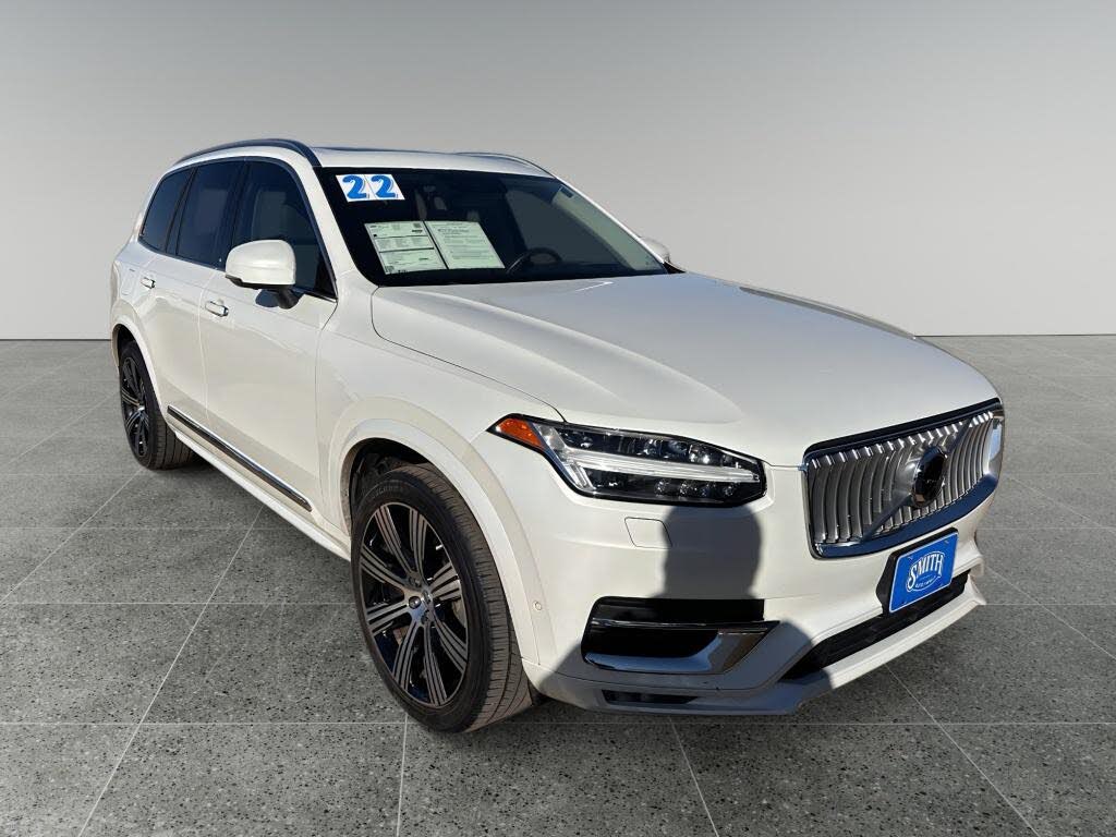 2022 Volvo XC90 T6 Inscription 7-Passenger AWD