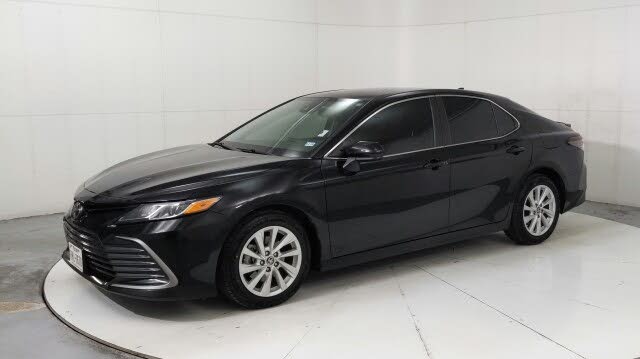 2022 Toyota Camry LE FWD