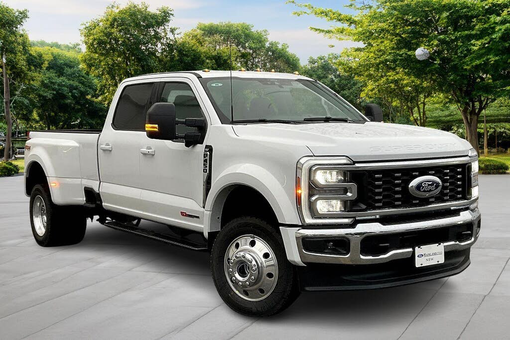 2026 Ford F-450 Super Duty XLT Crew Cab LB DRW 4WD
