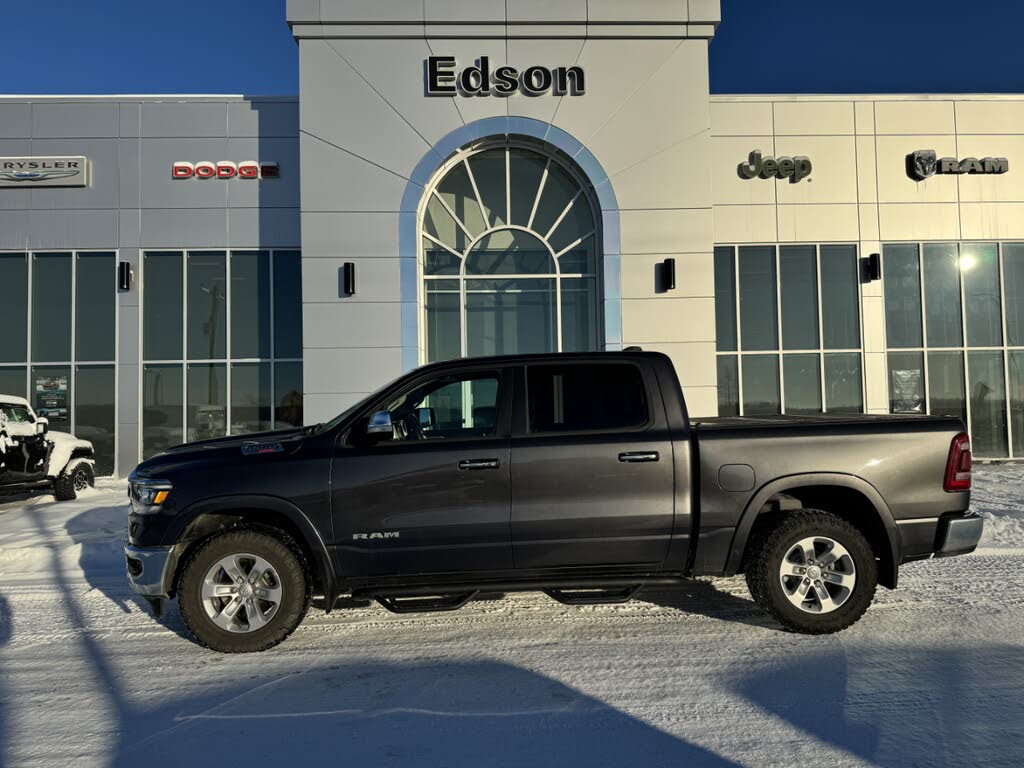 2020 RAM 1500 Laramie Crew Cab 4WD