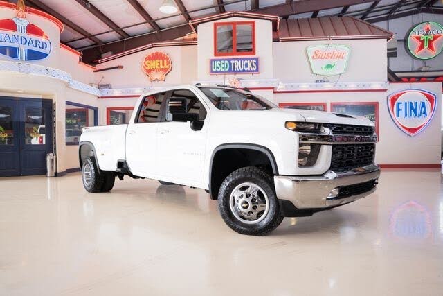 2022 Chevrolet Silverado 3500HD LT Crew Cab 4WD