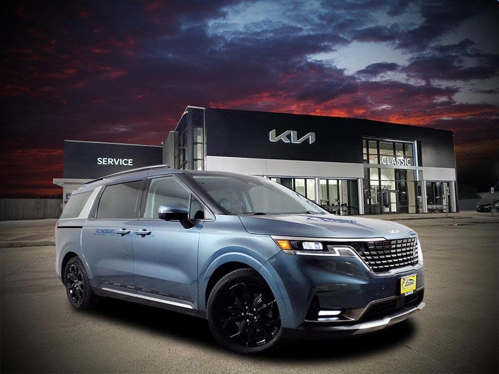 2023 Kia Carnival SX FWD