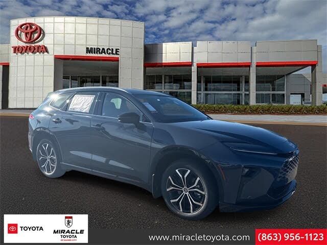 2025 Toyota Crown Signia XLE AWD