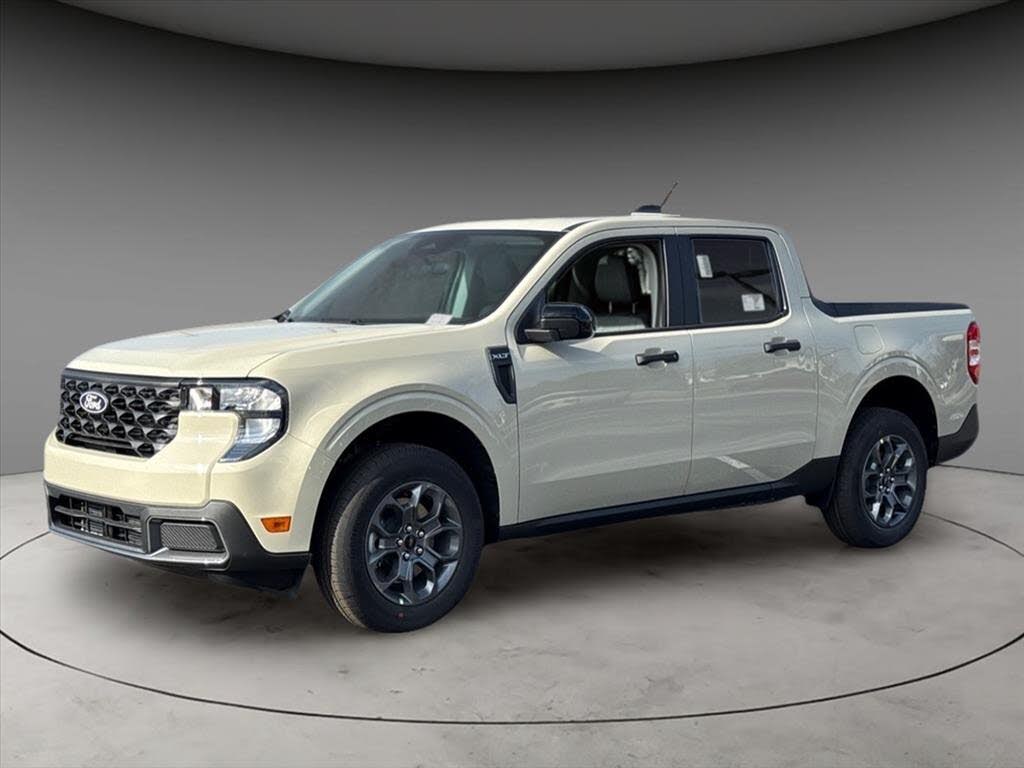 2025 Ford Maverick XLT SuperCrew AWD