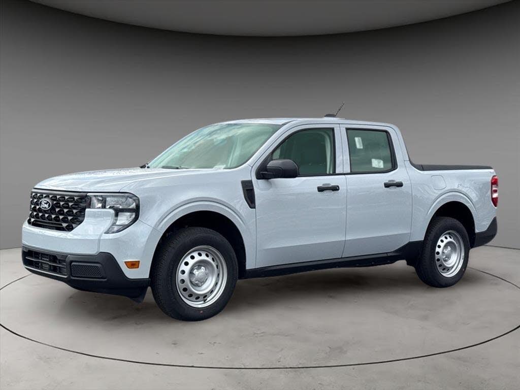 2025 Ford Maverick XL SuperCrew AWD