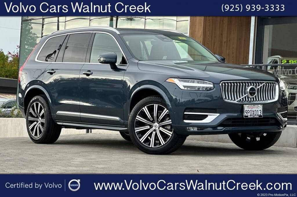 2025 Volvo XC90 B6 Plus Bright Theme 7-Passenger AWD