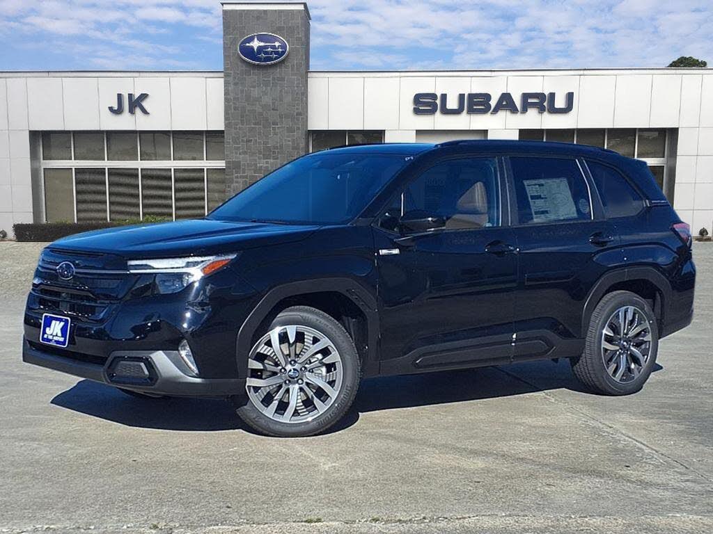2025 Subaru Forester Hybrid Touring AWD