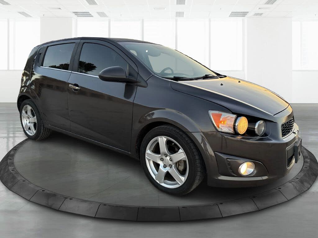 2013 Chevrolet Sonic LTZ Hatchback FWD