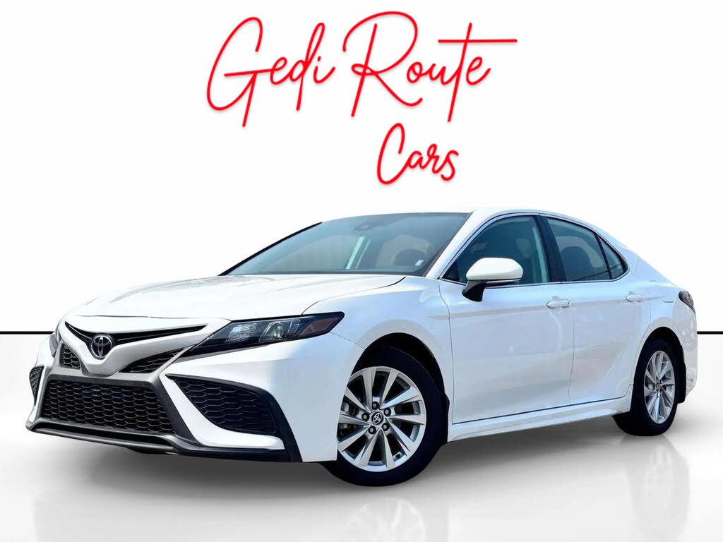 2022 Toyota Camry SE FWD