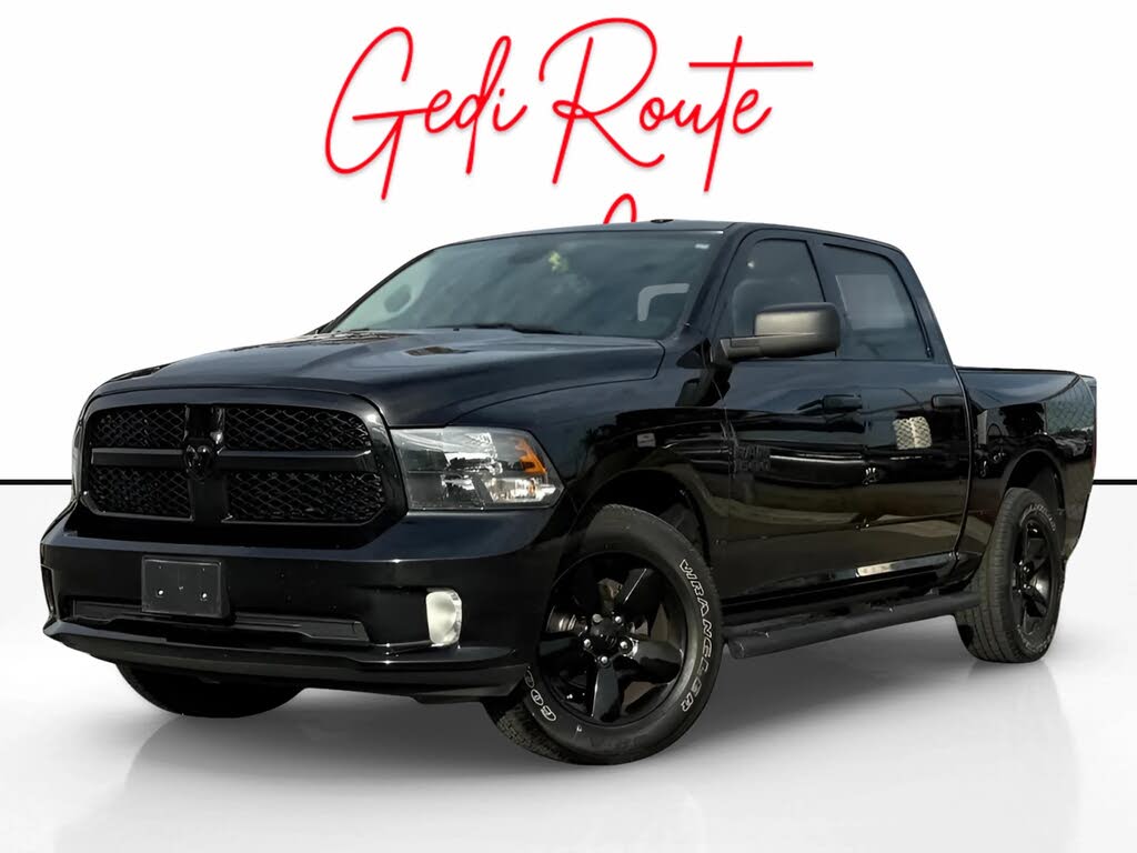RAM 1500 Classic Tradesman Crew Cab 4WD 2023